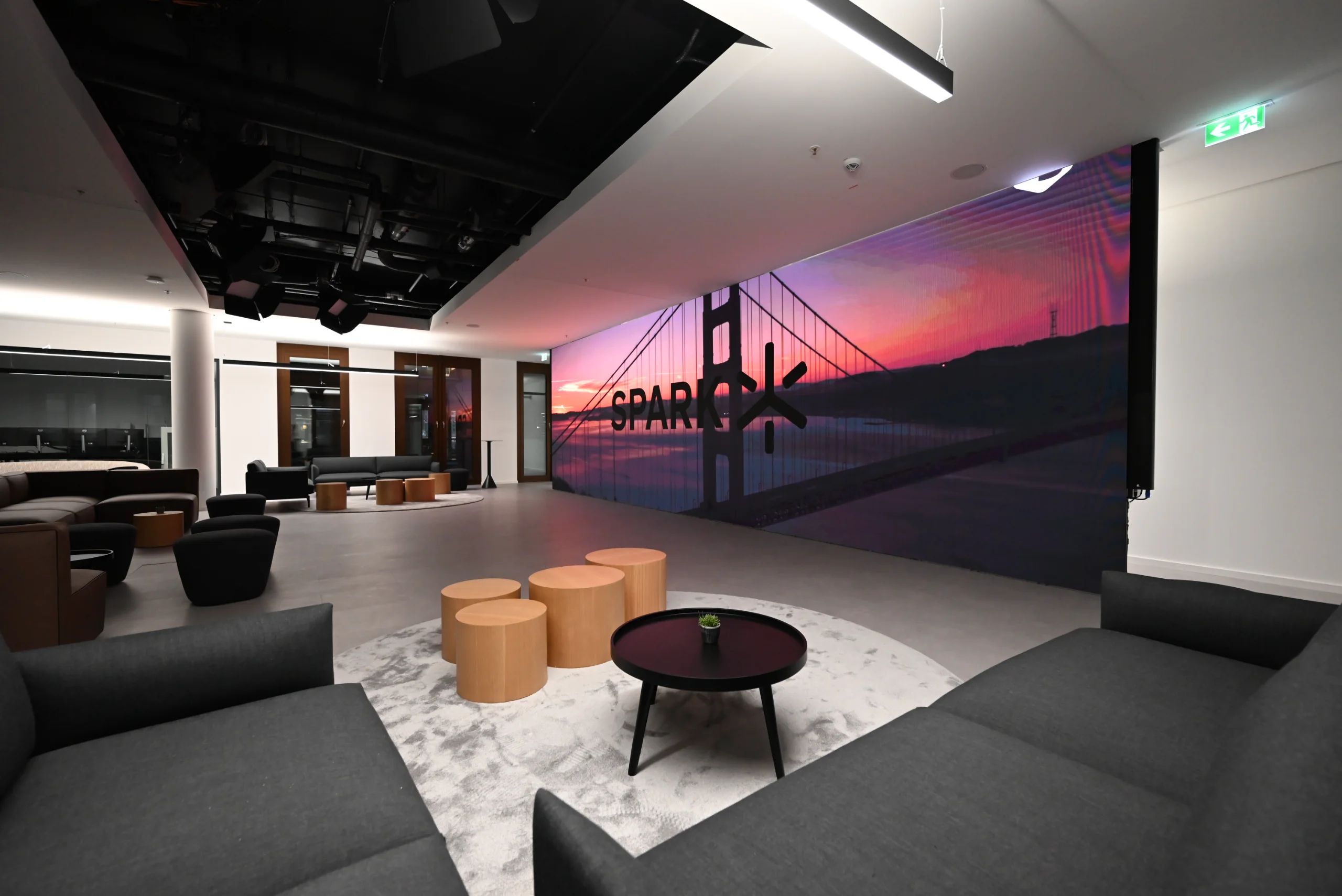 Sky Lounge